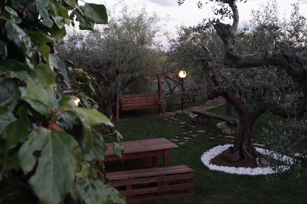 לינה וארוחת בוקר אלברובלו La Casa Del Nonno מראה חיצוני תמונה
